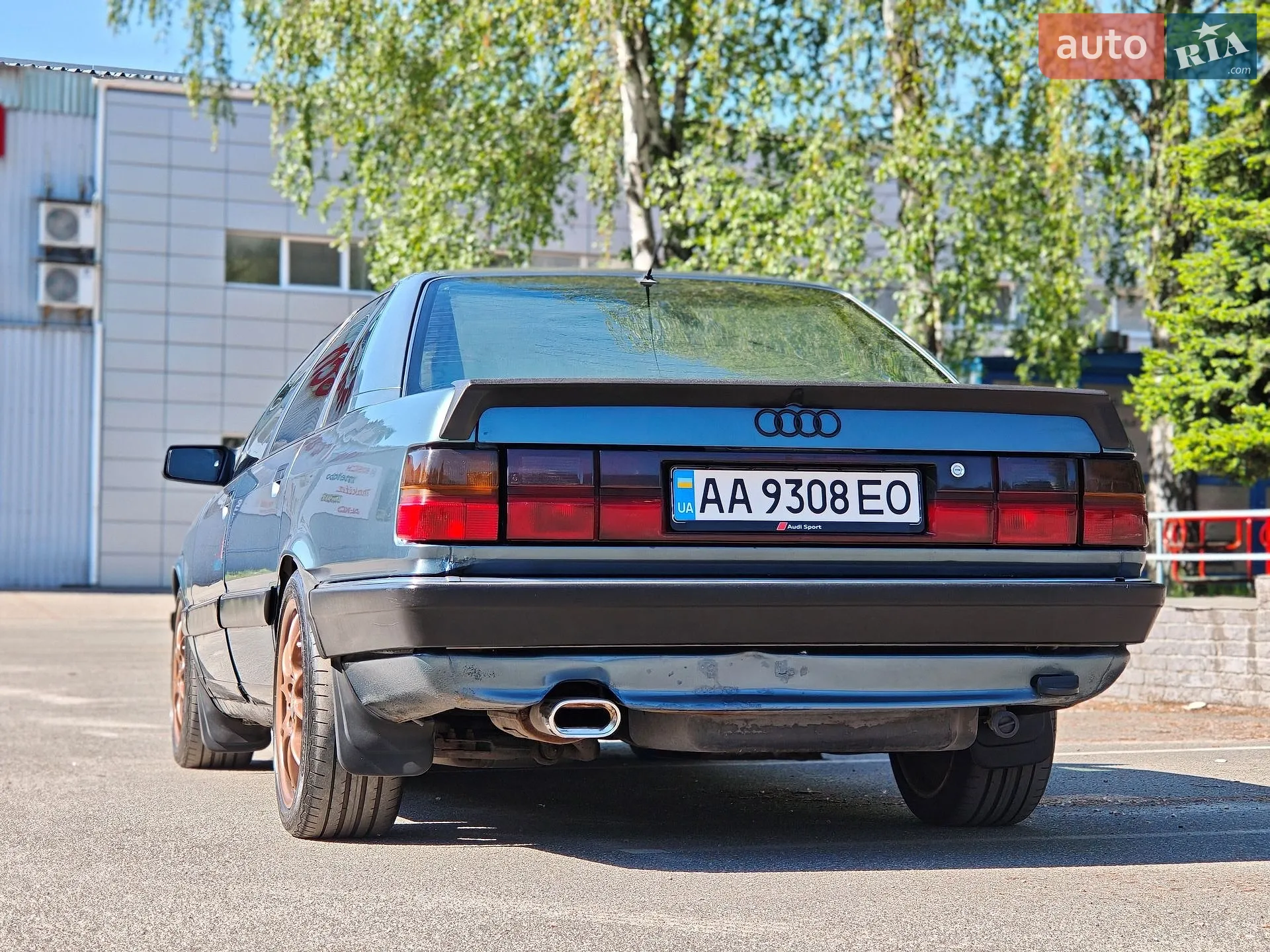 Audi 100, 1990
