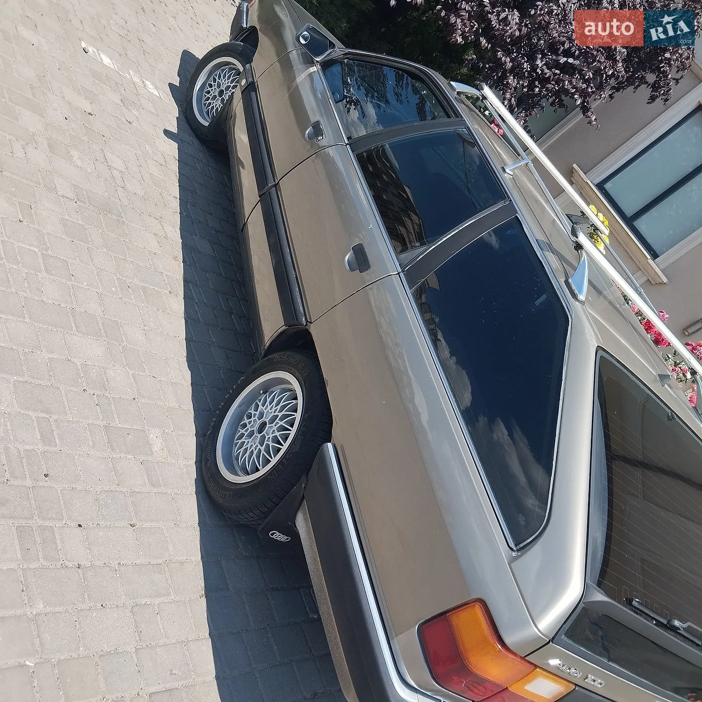 Audi 100, 1989