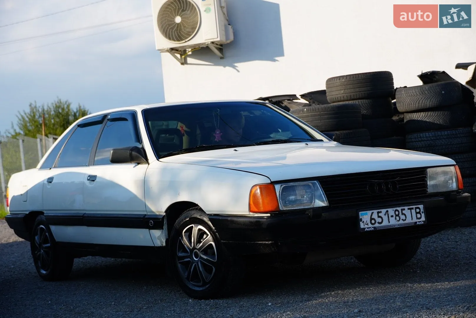 Audi 100, 1989