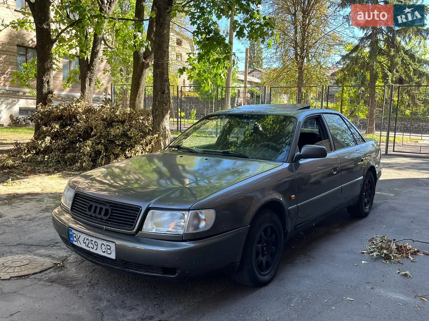 Audi 100, 1994