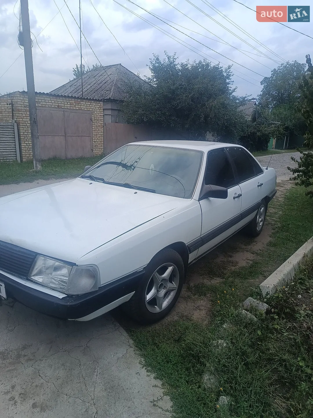 Audi 100, 1987