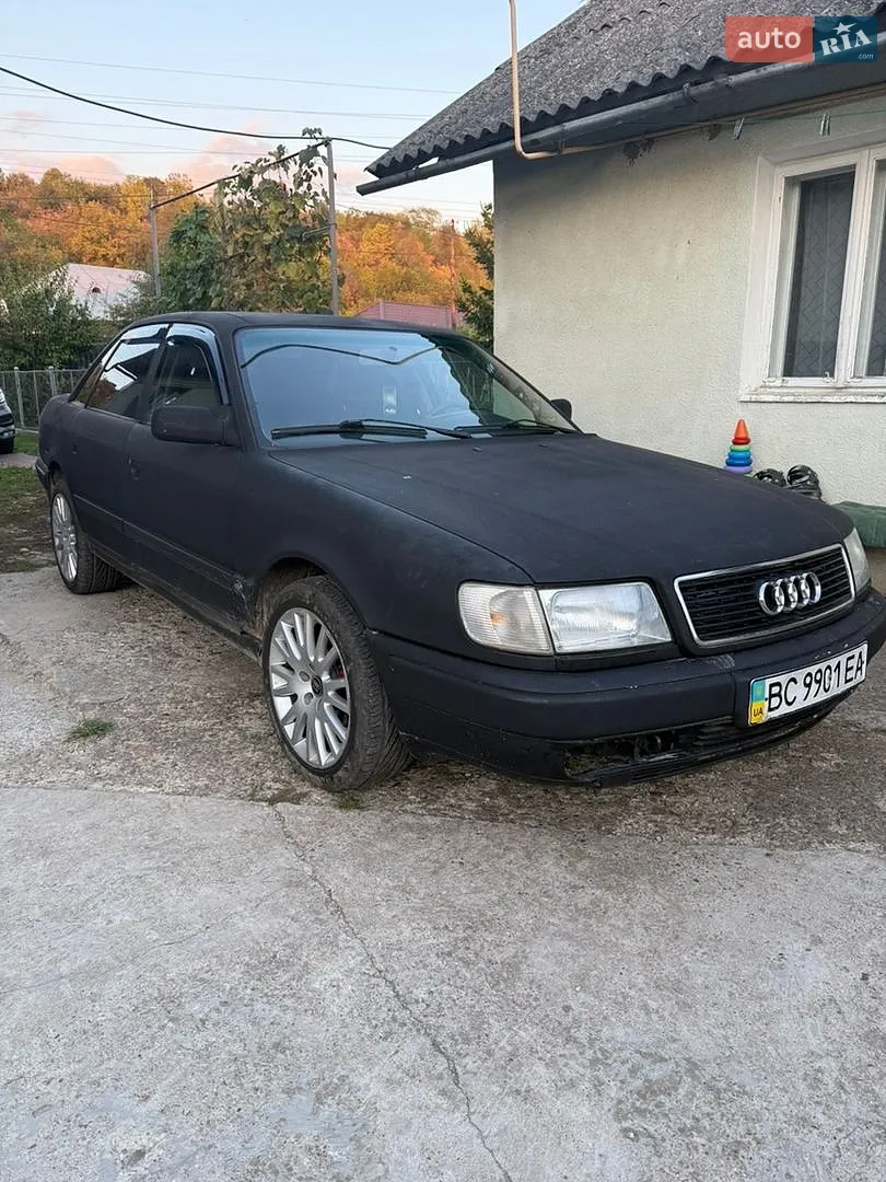 Audi 100, 1992