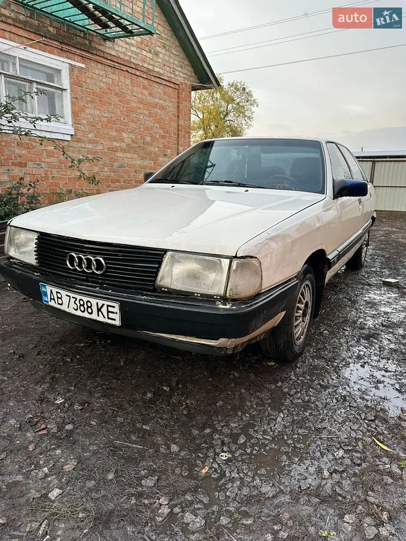 Audi 100, 1988
