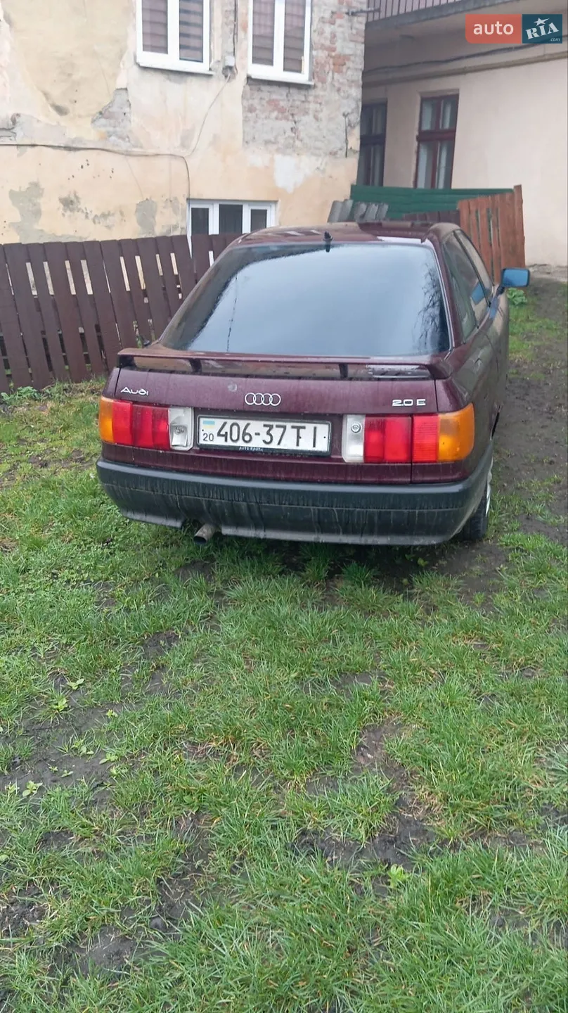 Audi 80, 1990