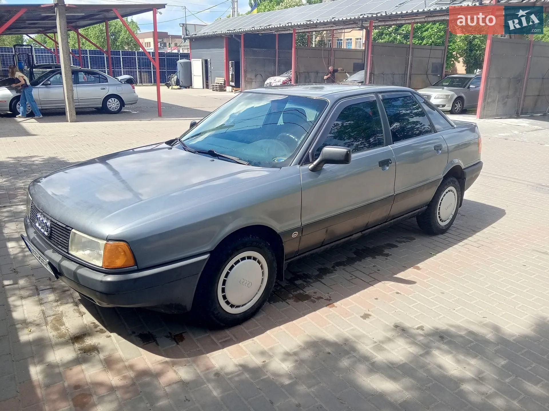 Audi 80, 1990