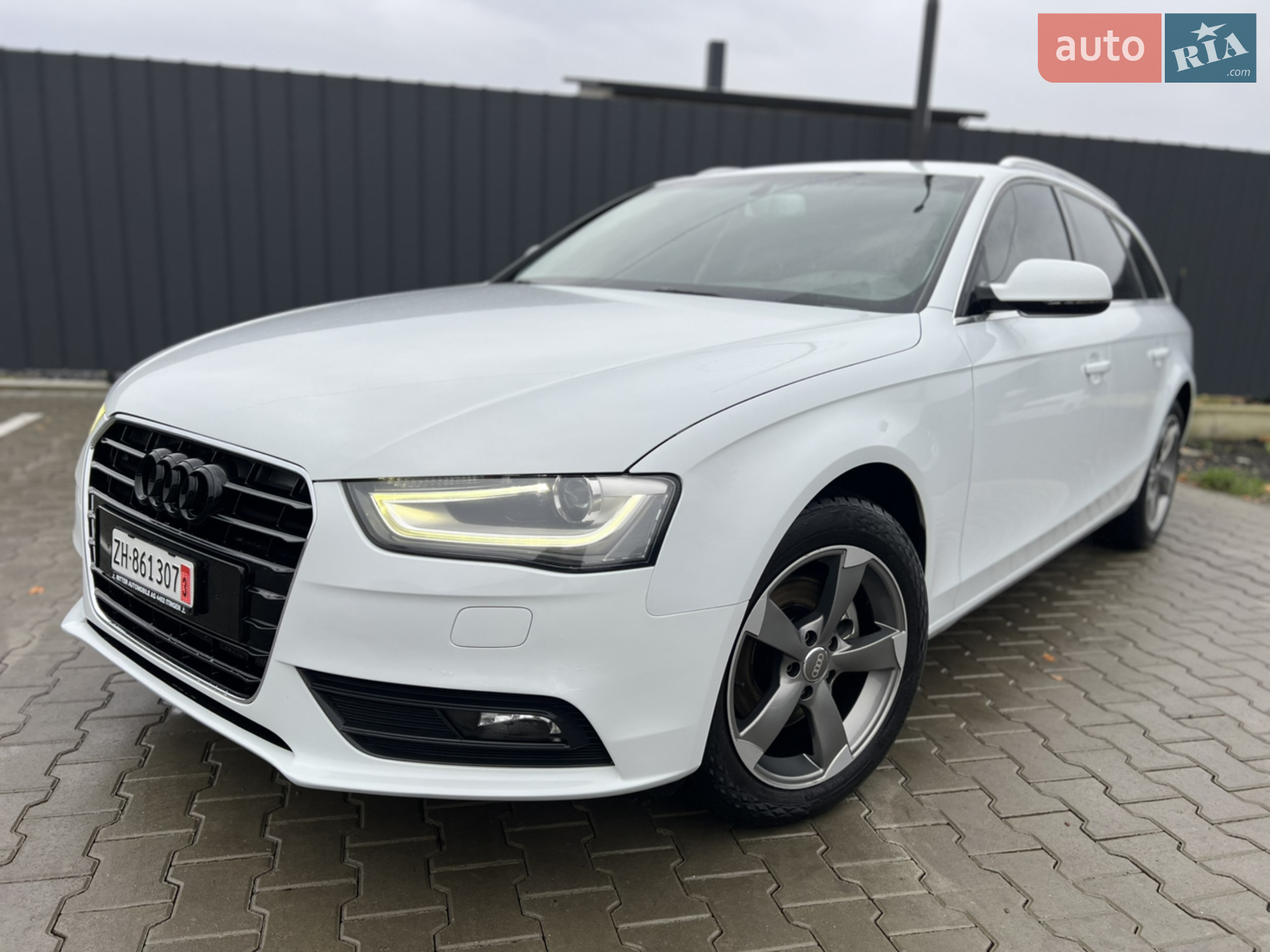 Audi A4, 2013