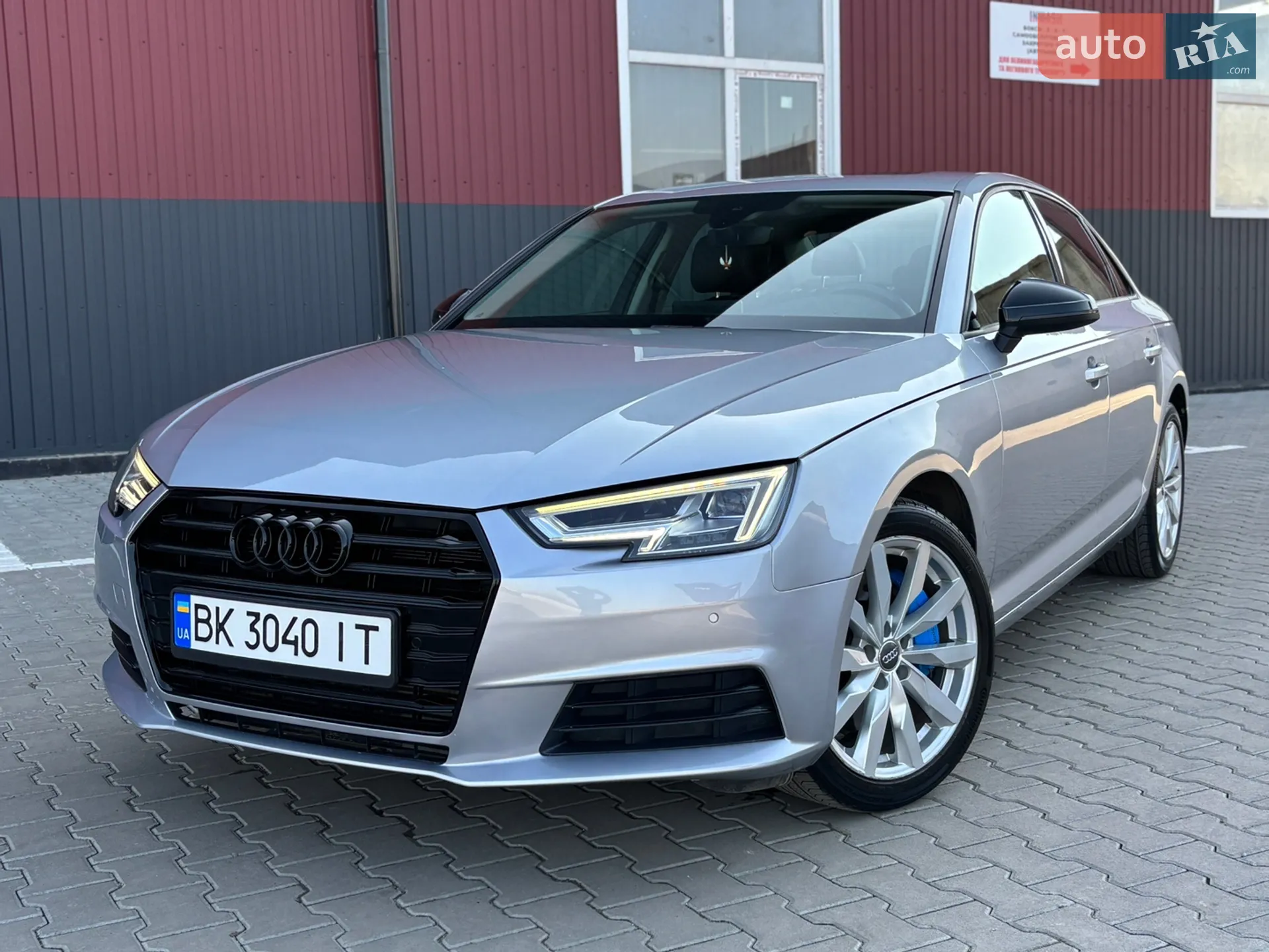 Audi A4, 2015