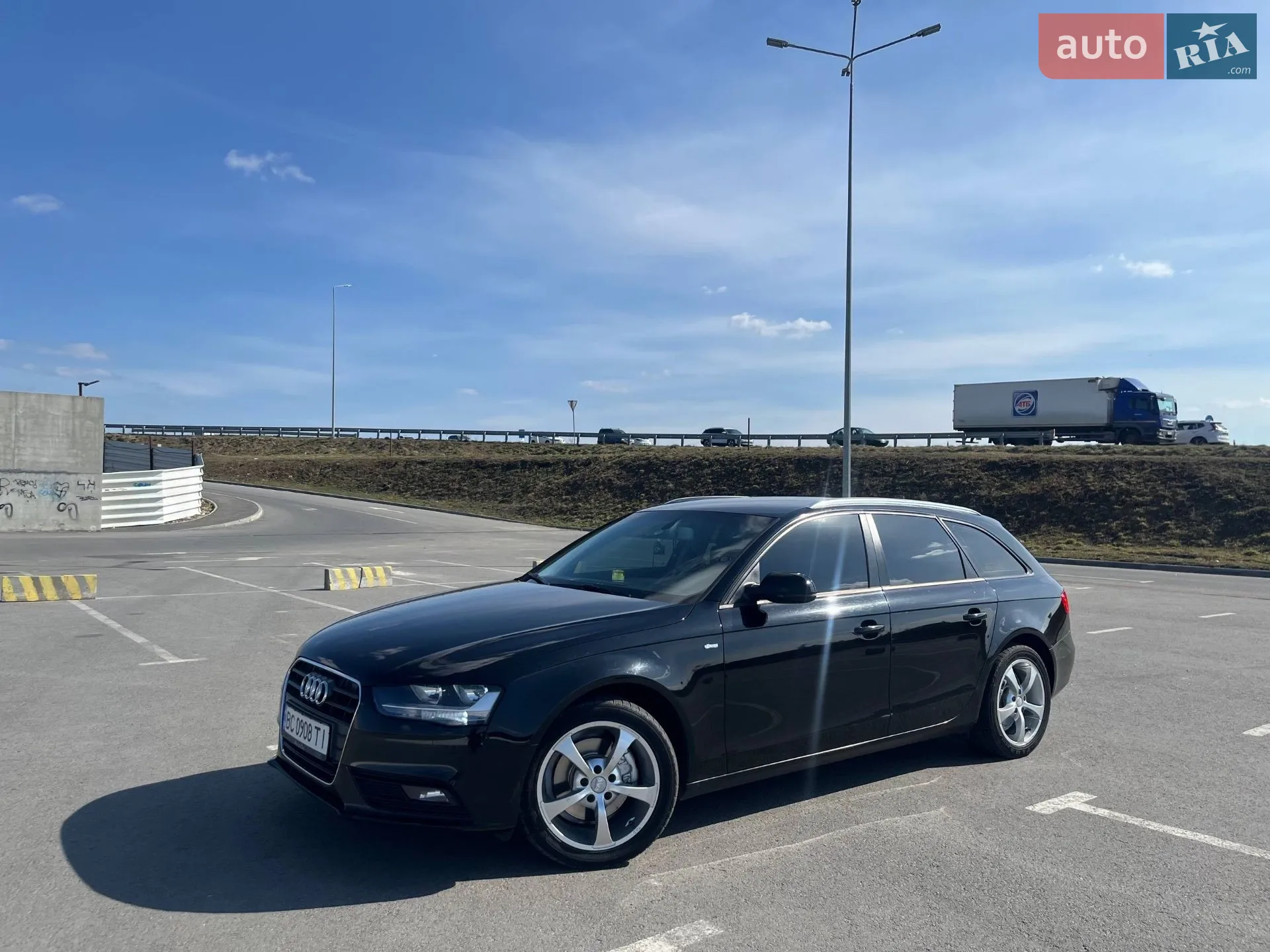 Audi A4, 2012