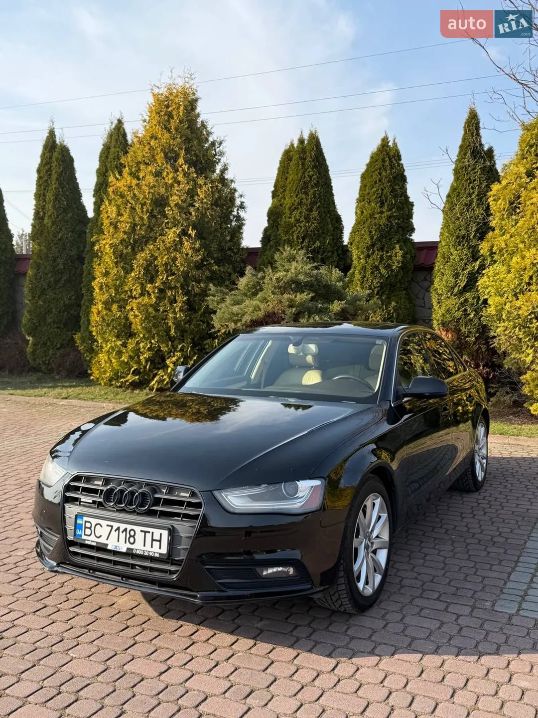 Audi A4, 2012