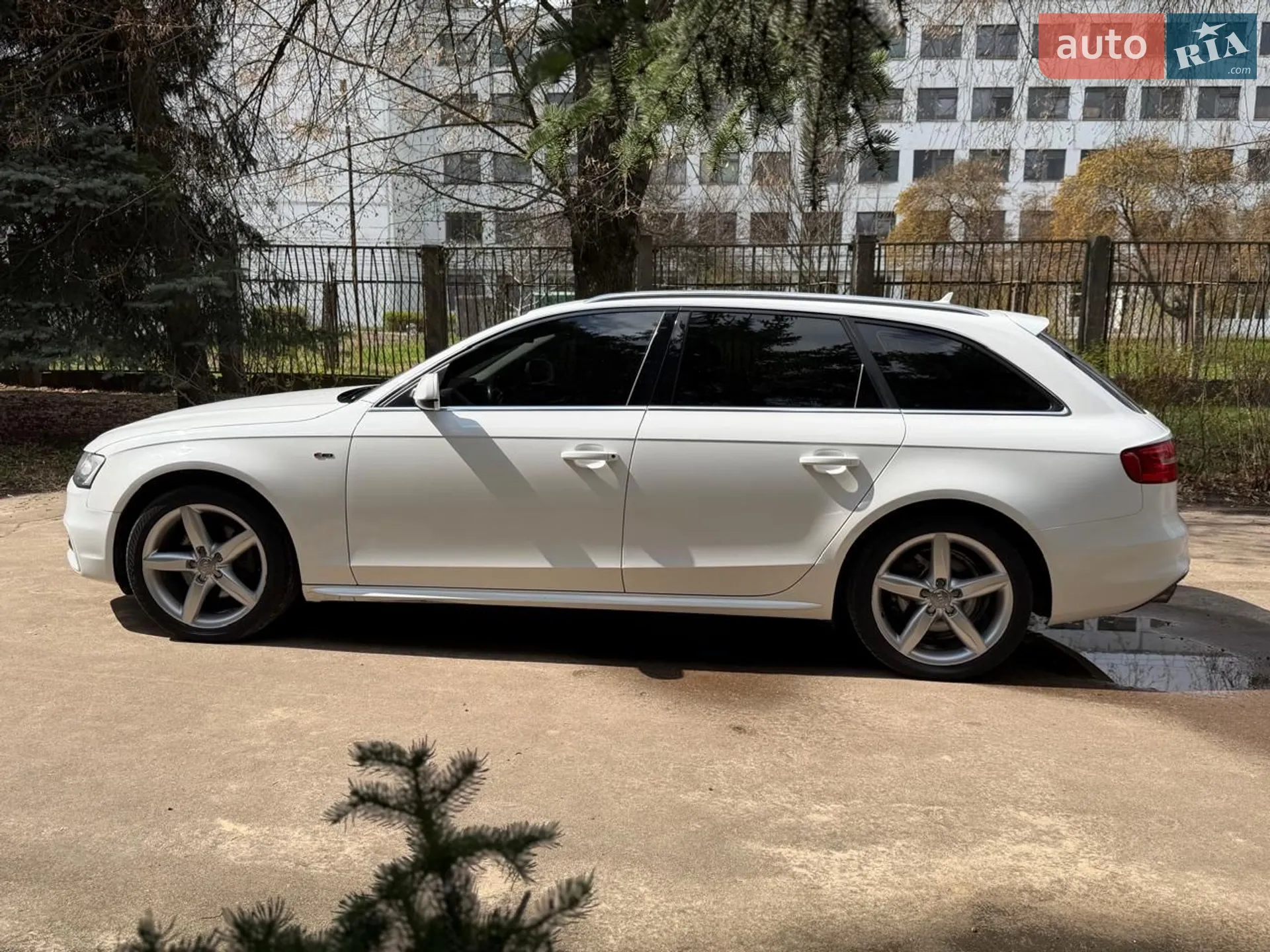Audi A4, 2014