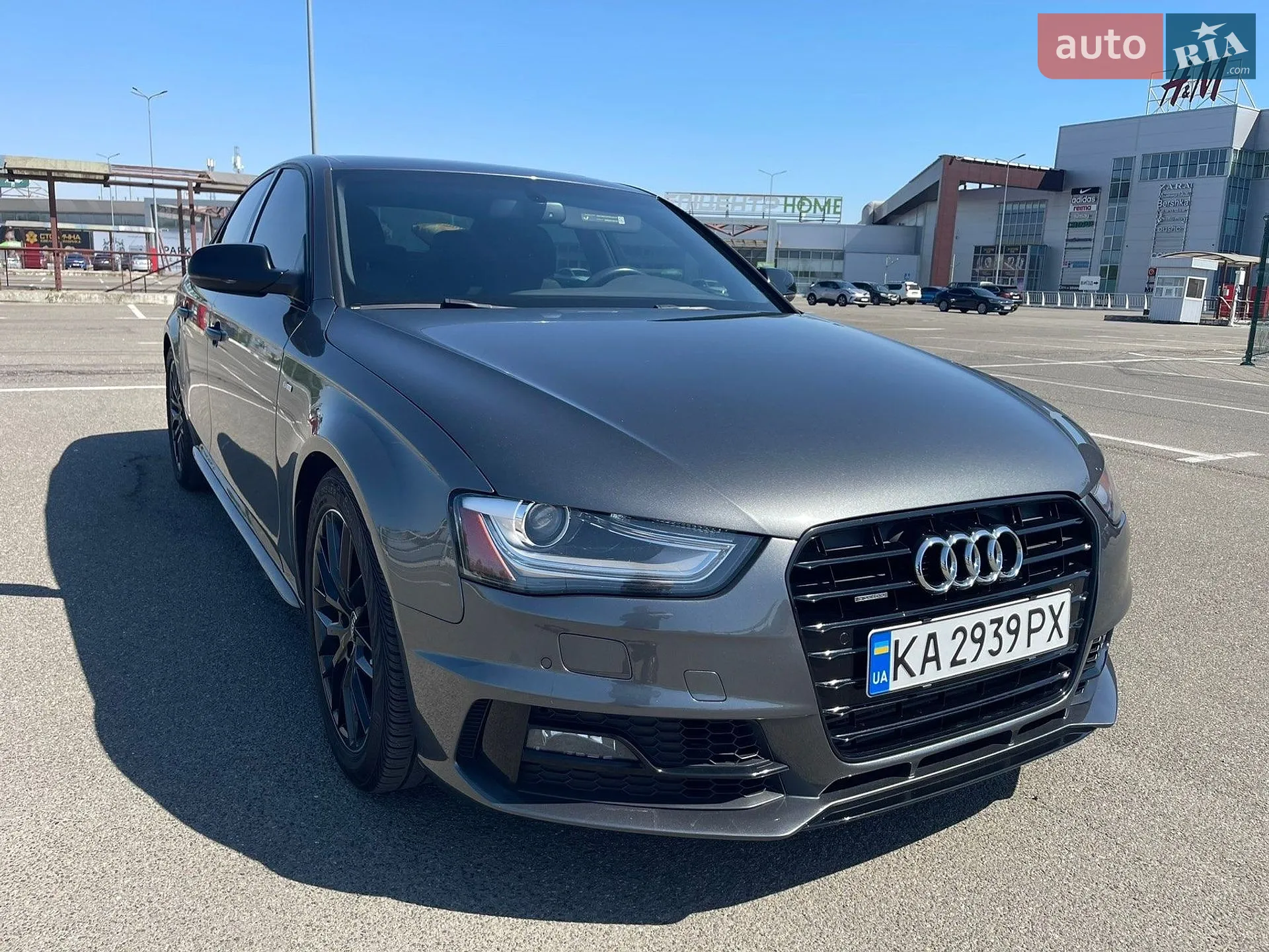 Audi A4, 2015