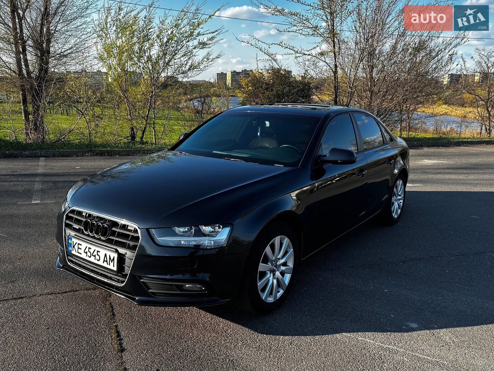 Audi A4, 2012