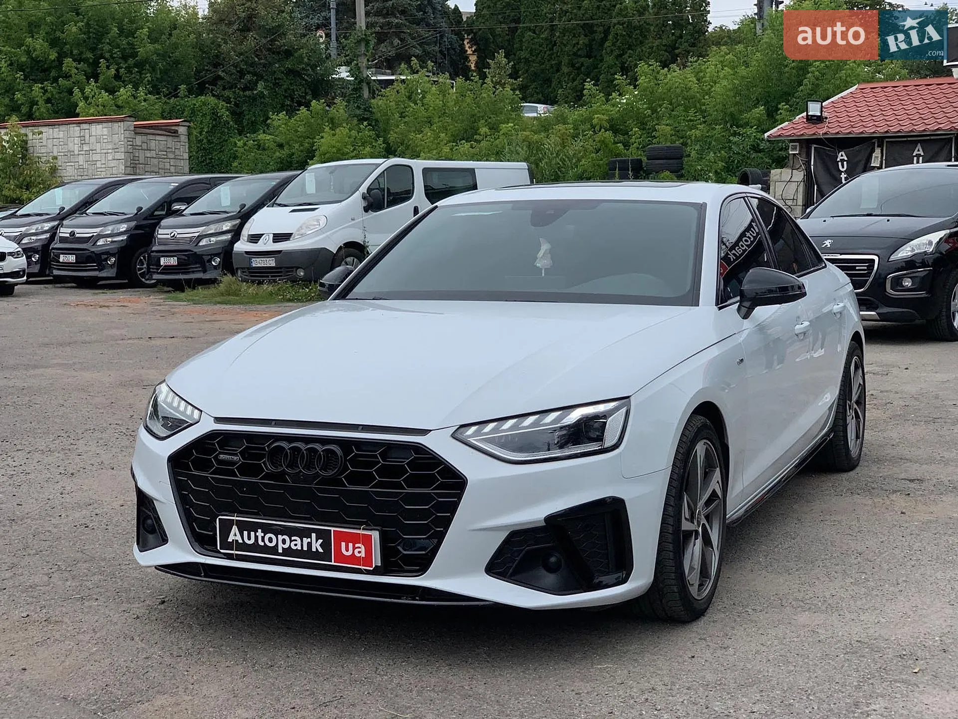 Audi A4, 2022