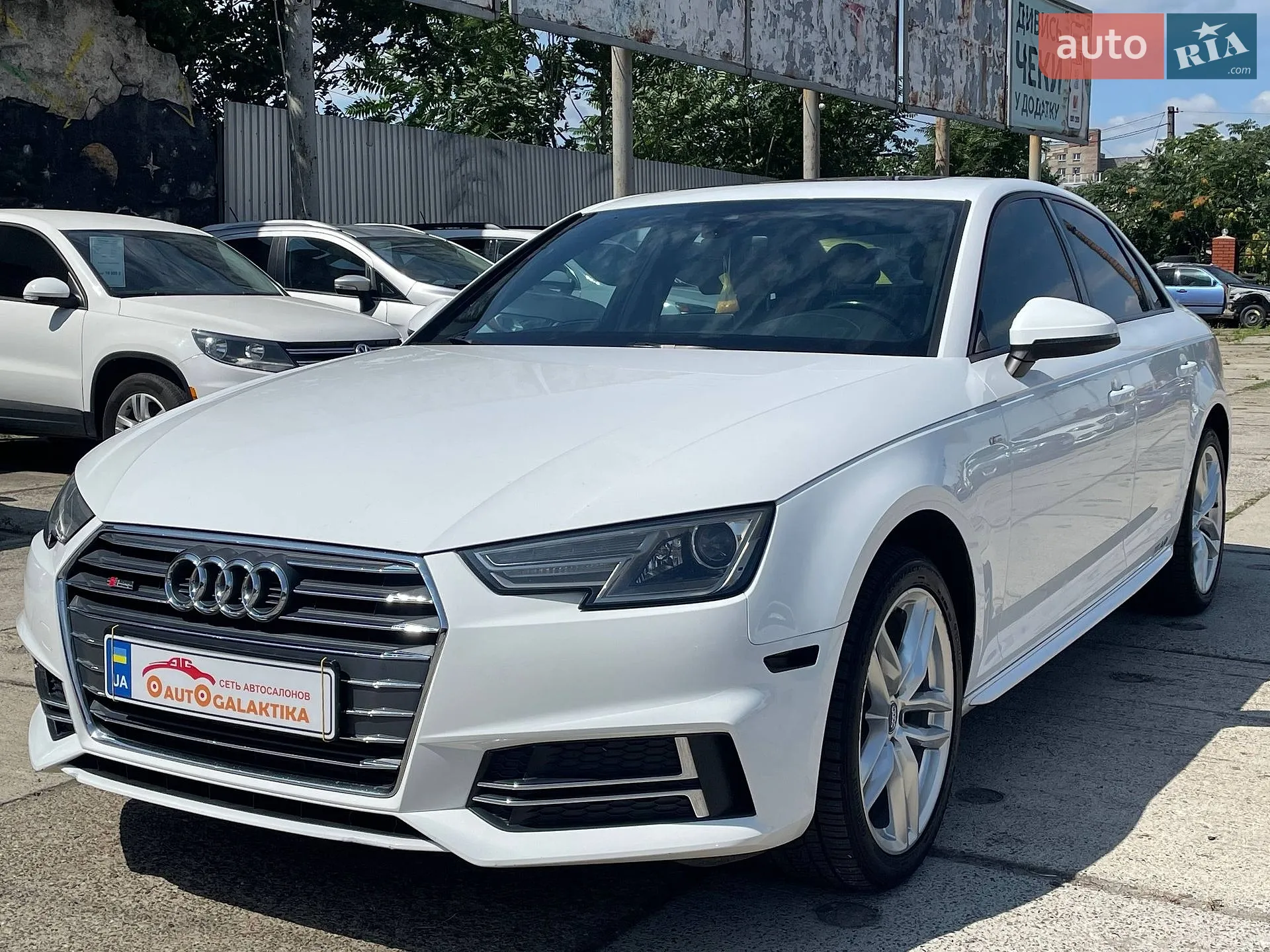 Audi A4, 2016