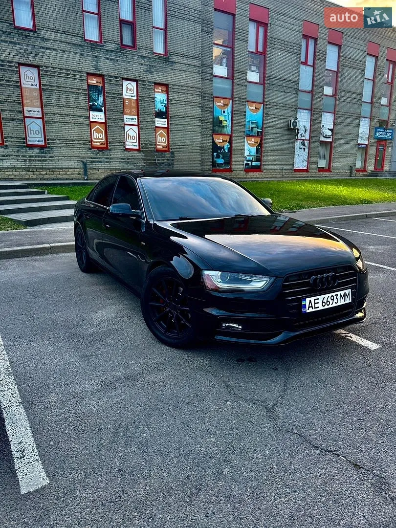 Audi A4, 2014