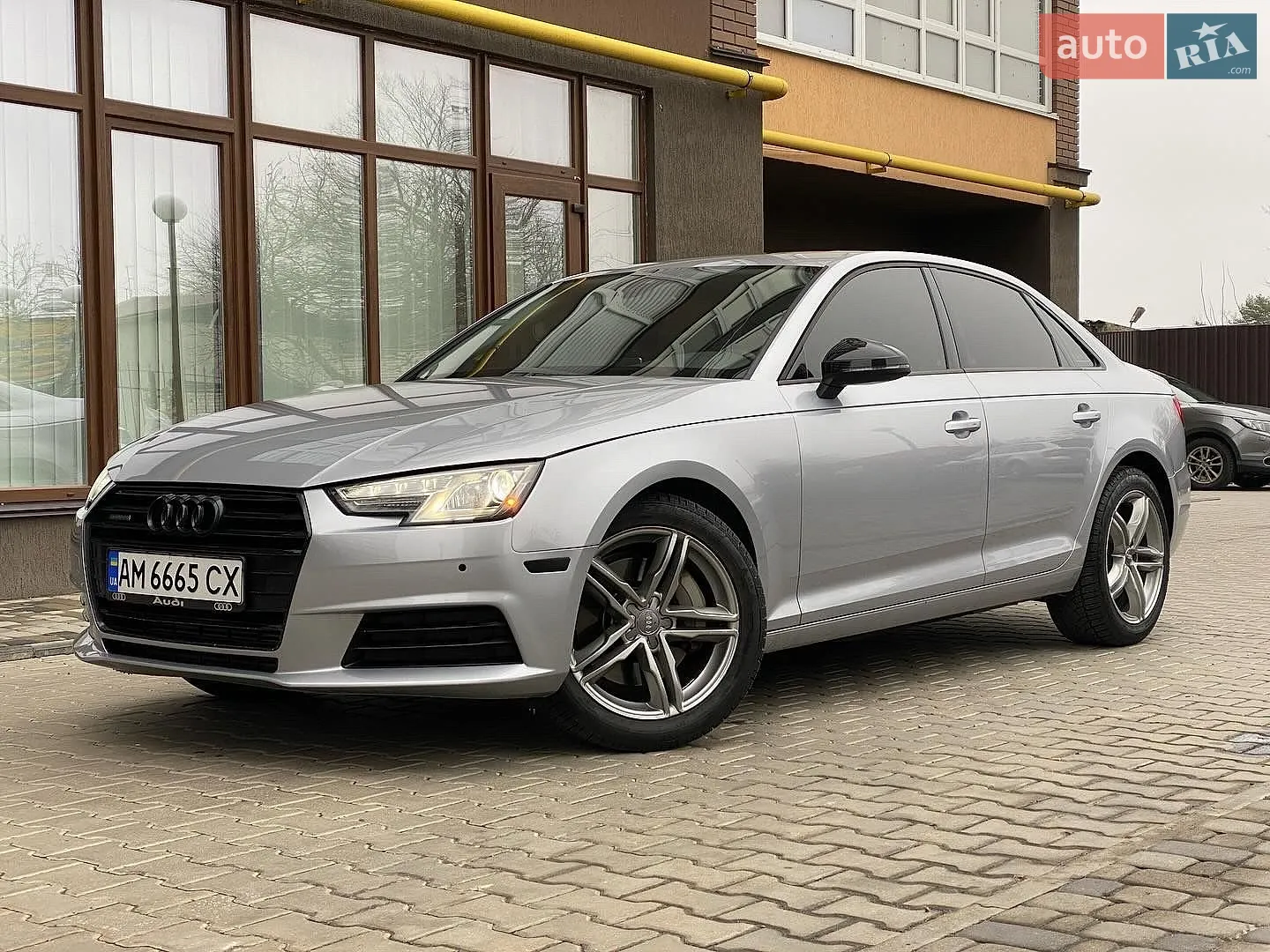 Audi A4, 2016