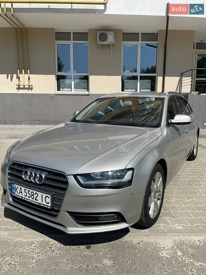 Audi A4, 2012