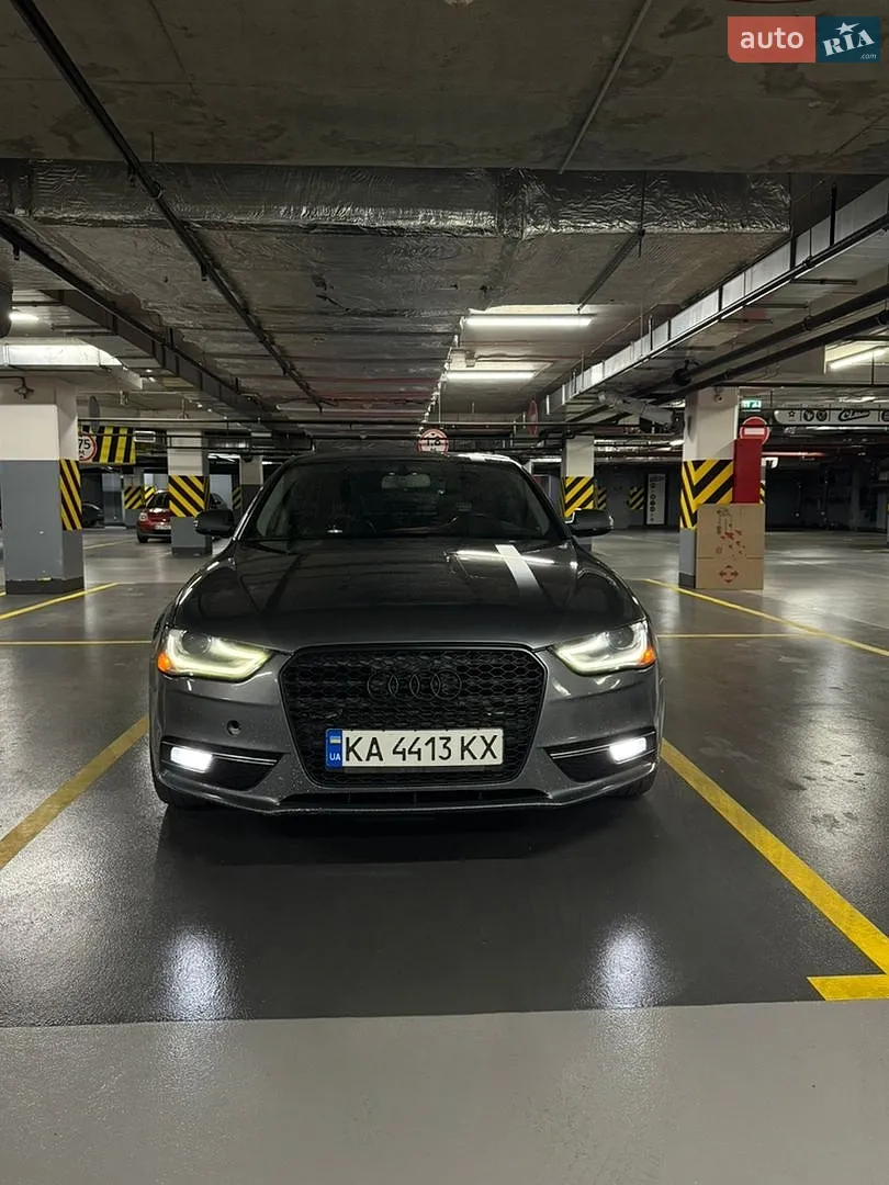 Audi A4, 2012