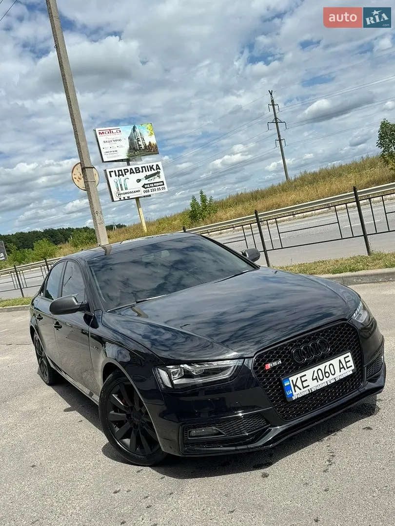Audi A4, 2013