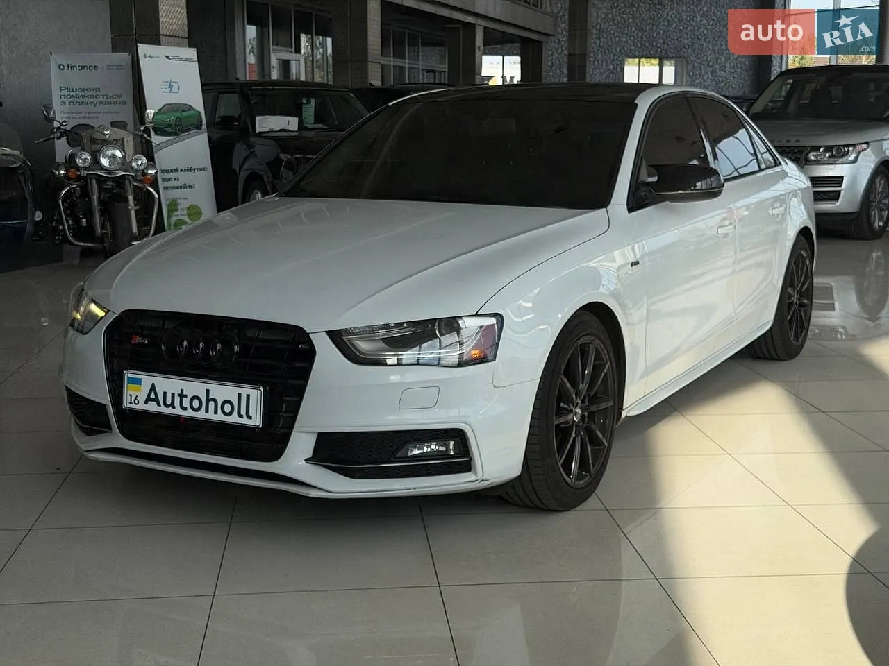 Audi A4, 2015