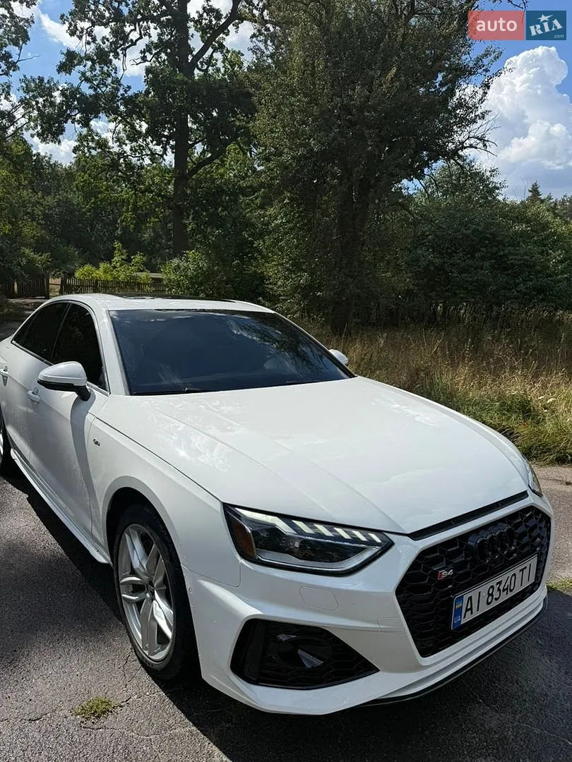 Audi A4, 2021