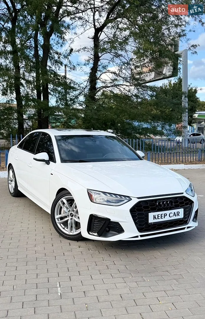 Audi A4, 2022