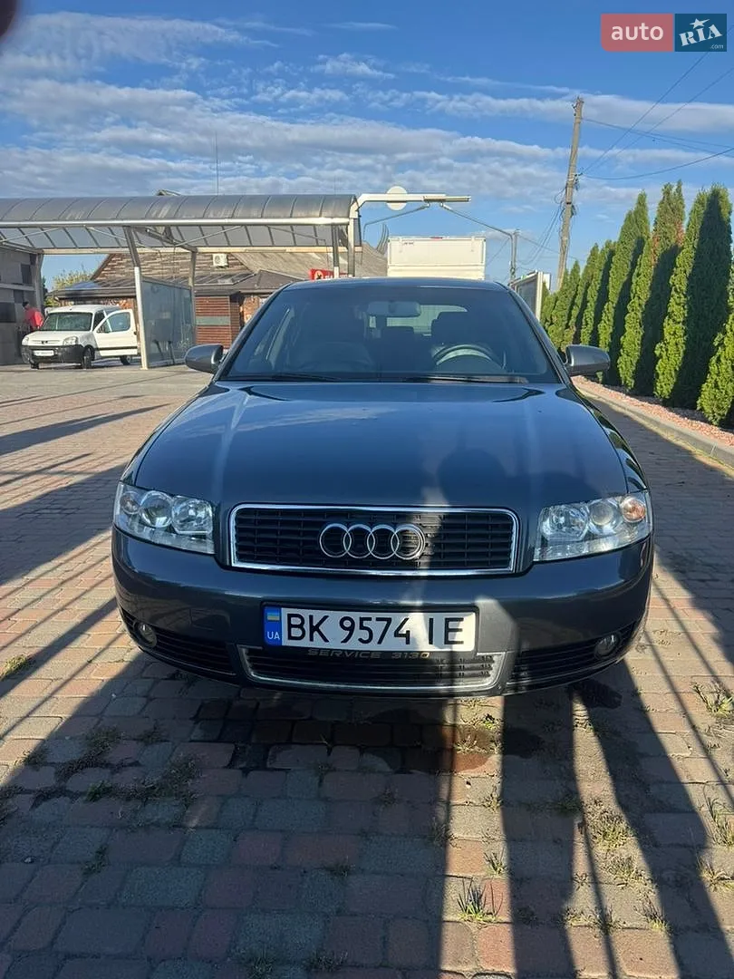 Audi A4, 2004