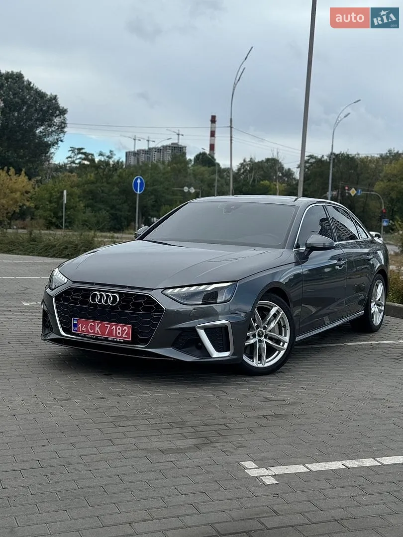 Audi A4, 2021