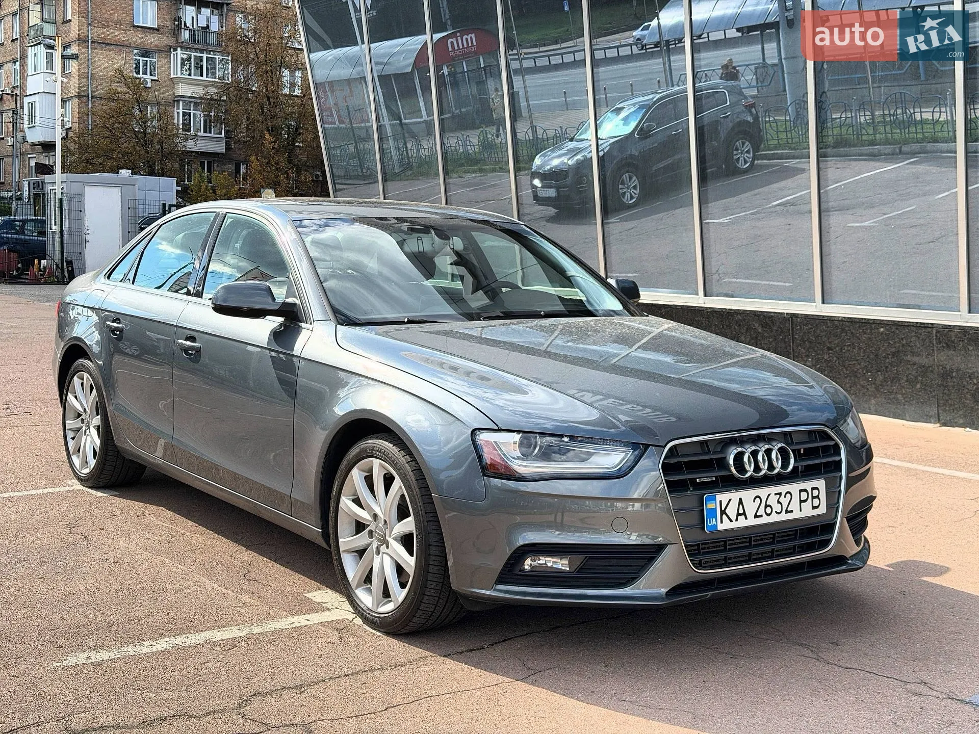 Audi A4, 2012