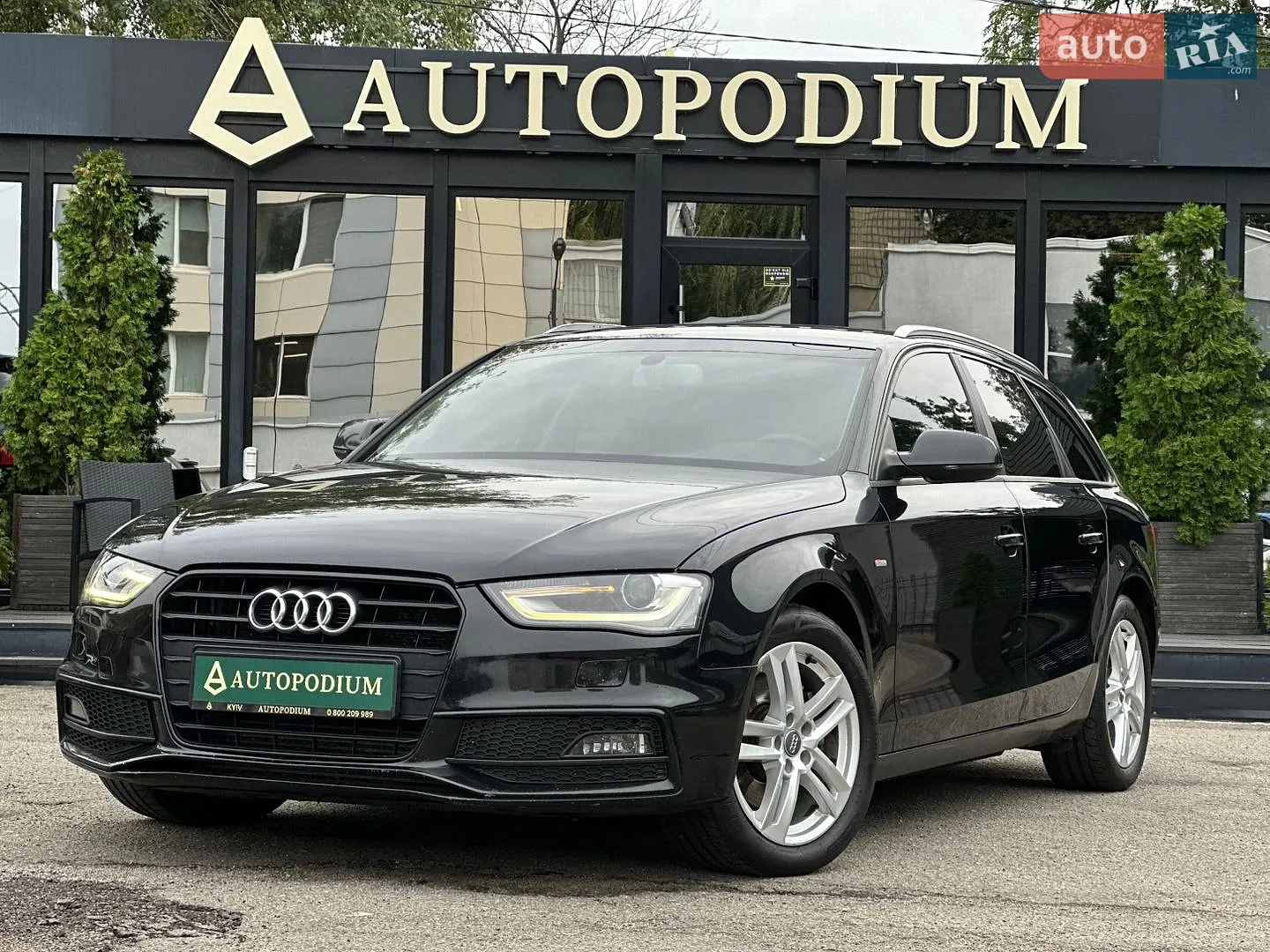 Audi A4, 2013