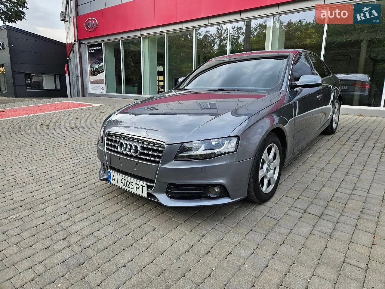 Audi A4, 2011