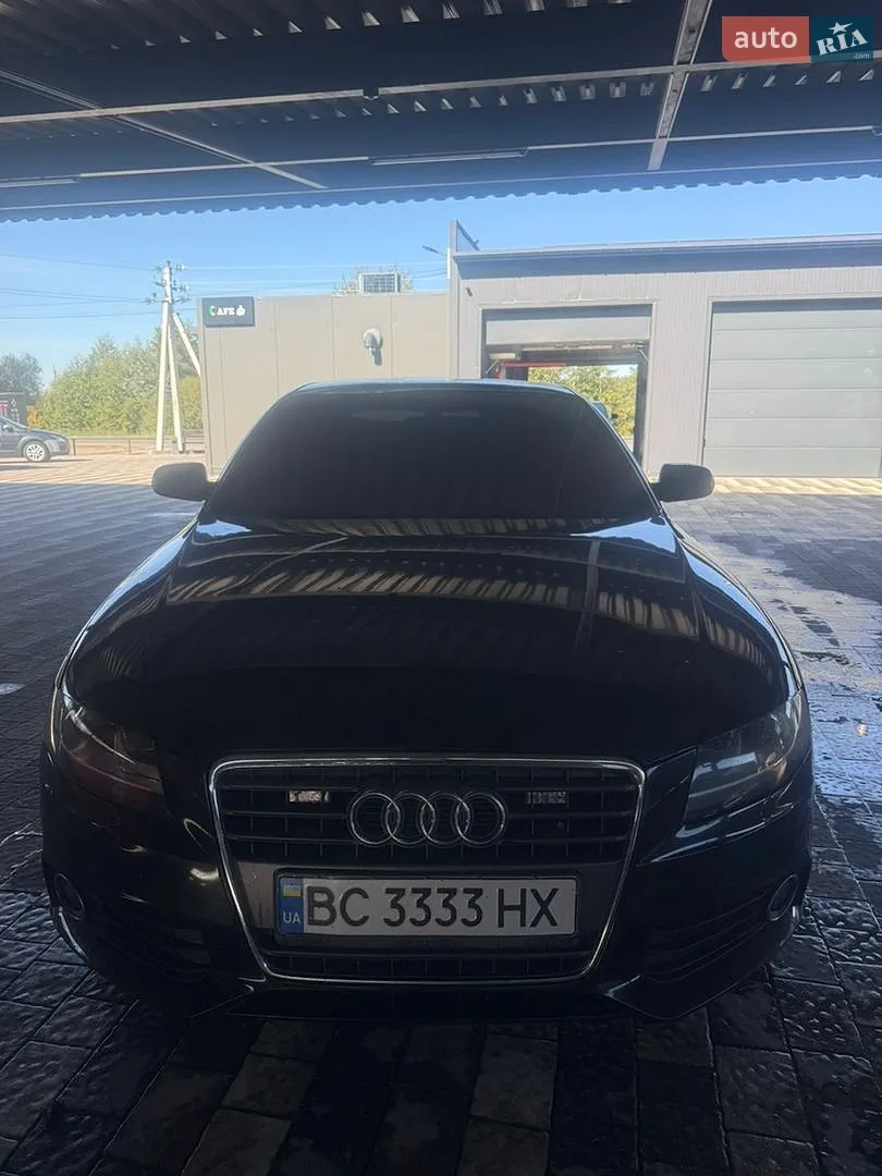 Audi A4, 2011