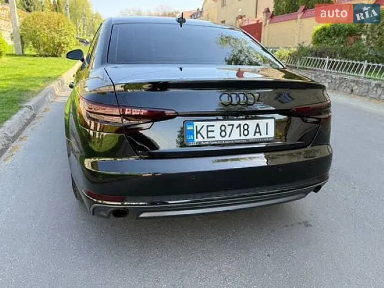 Audi A4, 2016