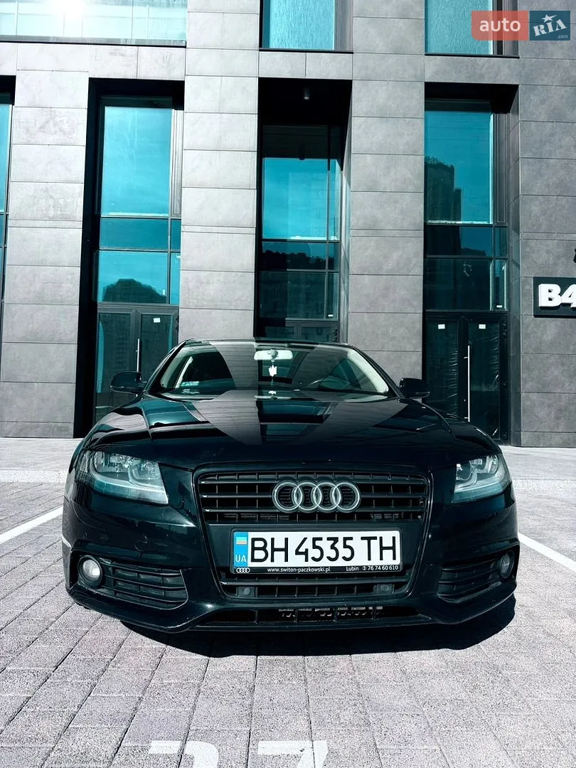 Audi A4, 2011