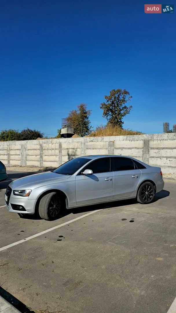 Audi A4, 2012