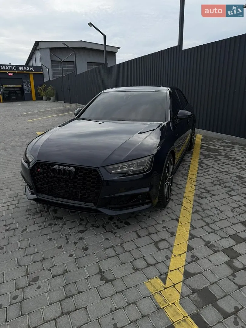 Audi A4, 2018