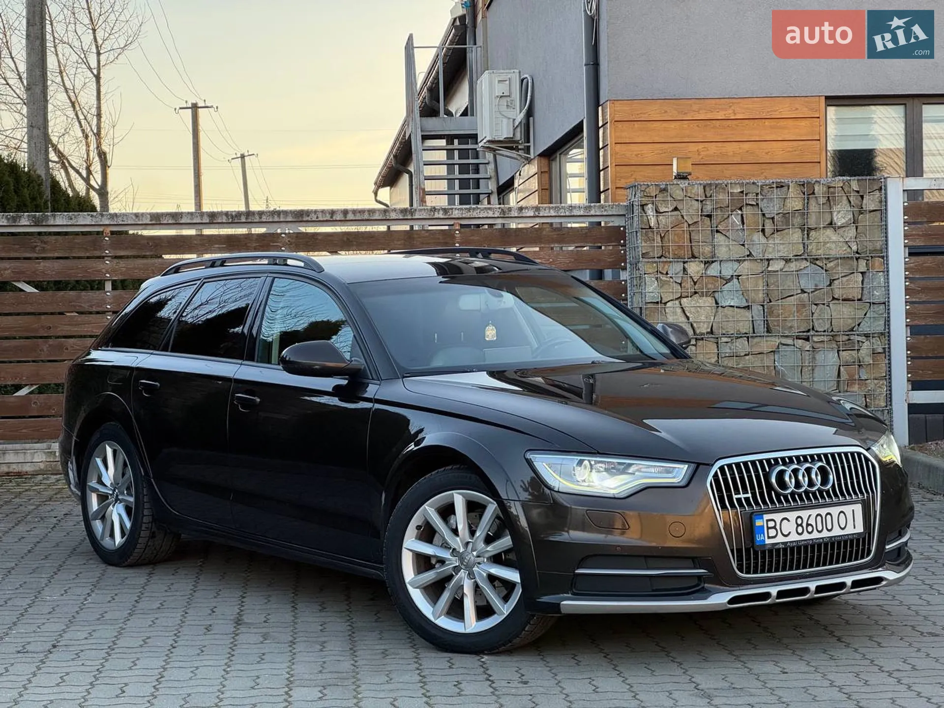 Audi A6 Allroad, 2013