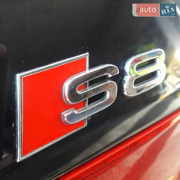 Audi A8, 2000