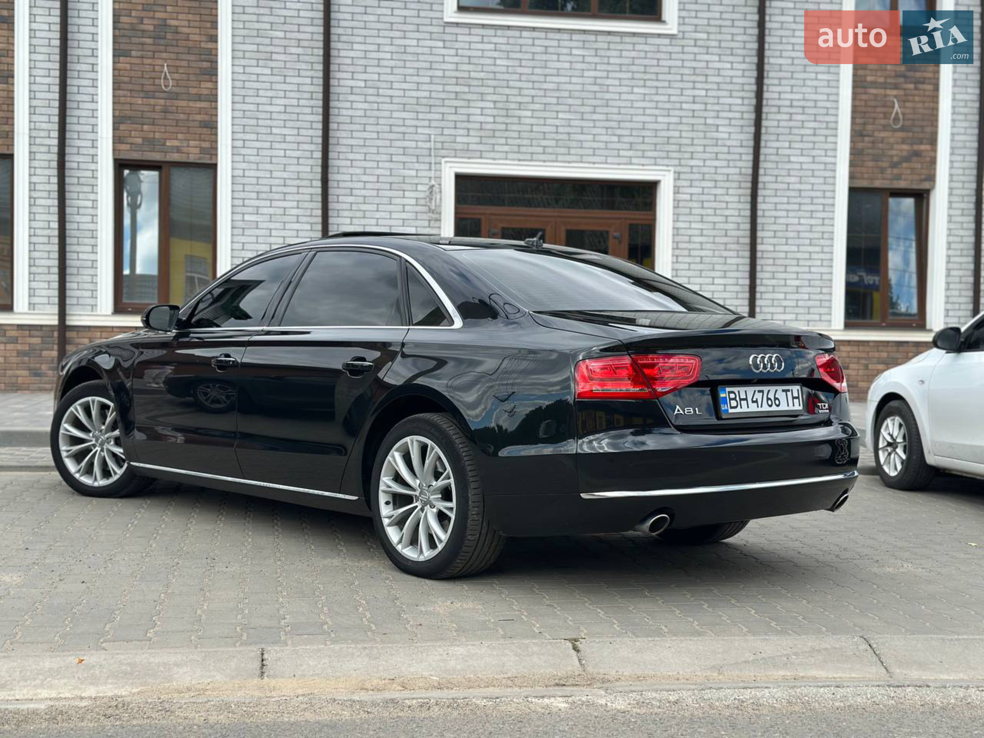 Audi A8, 2013