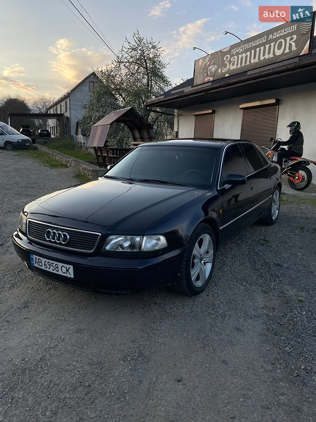 Audi A8, 1998