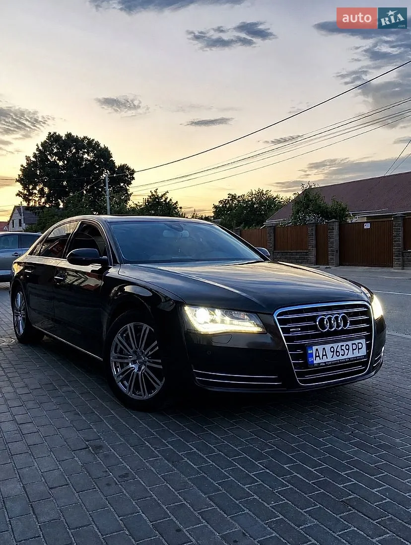 Audi A8 2011 — 1