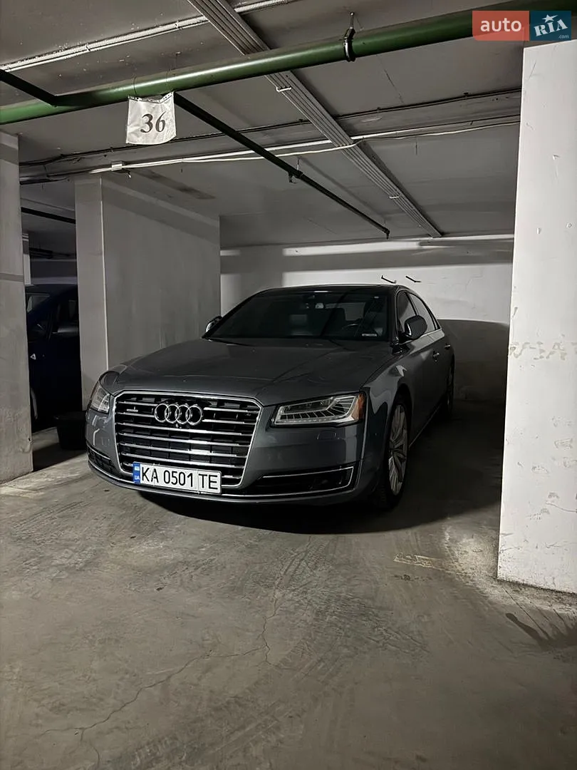Audi A8, 2015