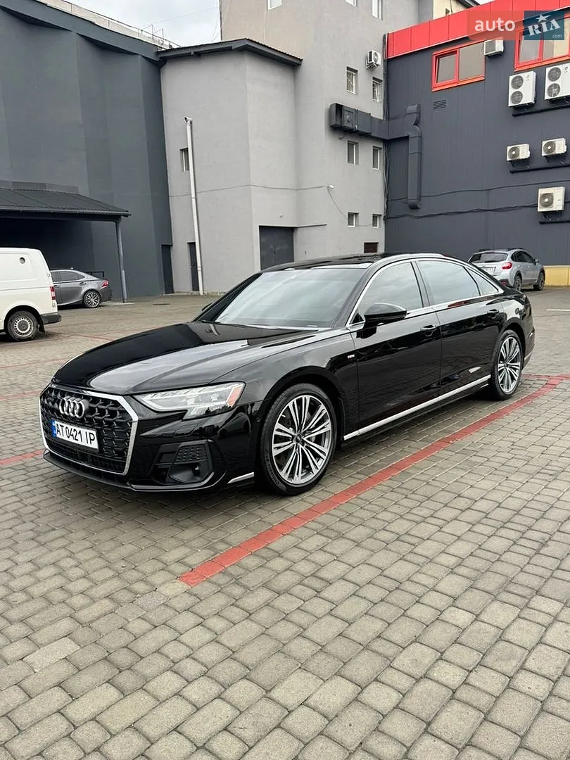 Audi A8, 2022