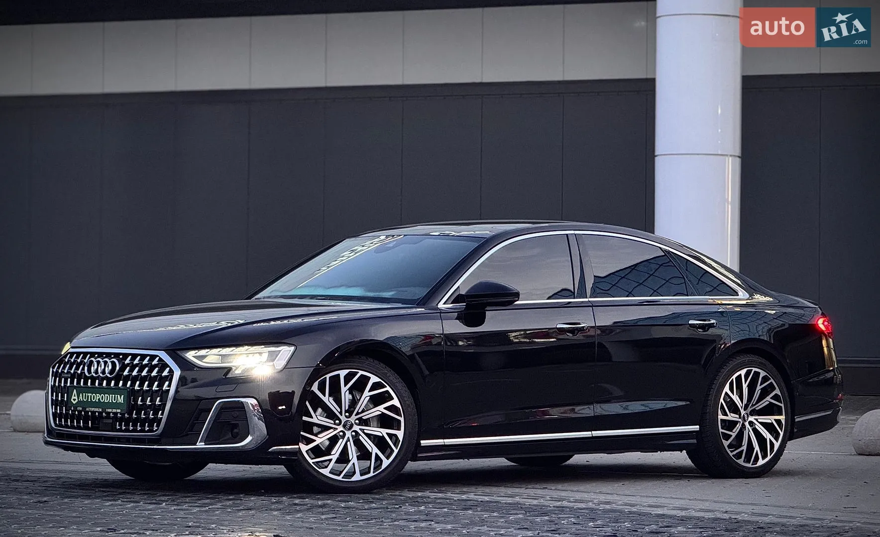 Audi A8, 2022