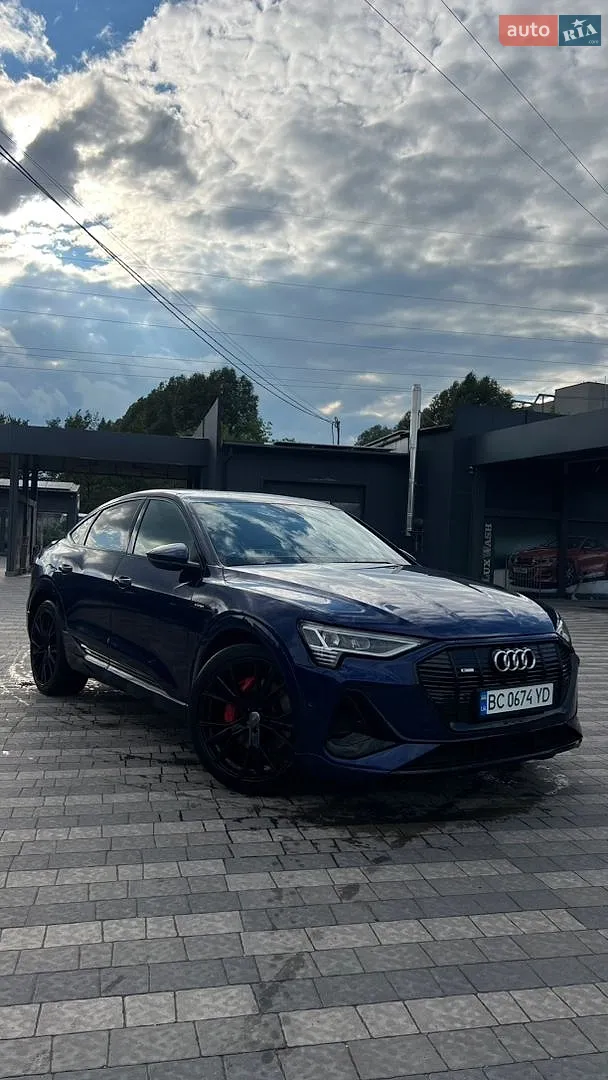 Audi e-tron Sportback, 2020
