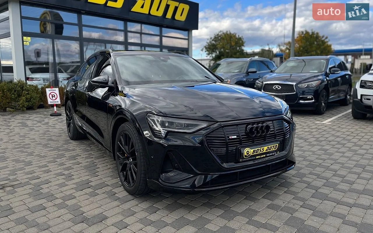 Audi e-tron Sportback, 2022