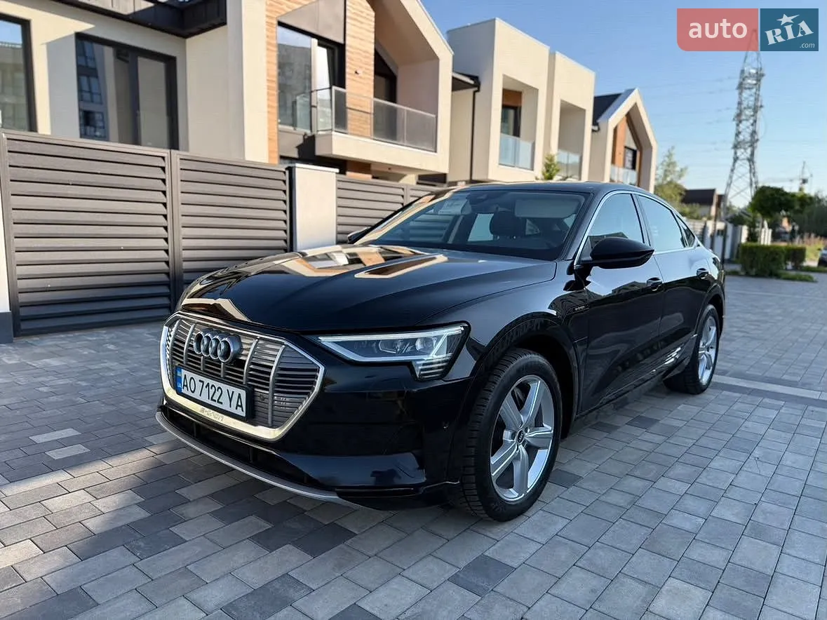 Audi e-tron Sportback, 2020