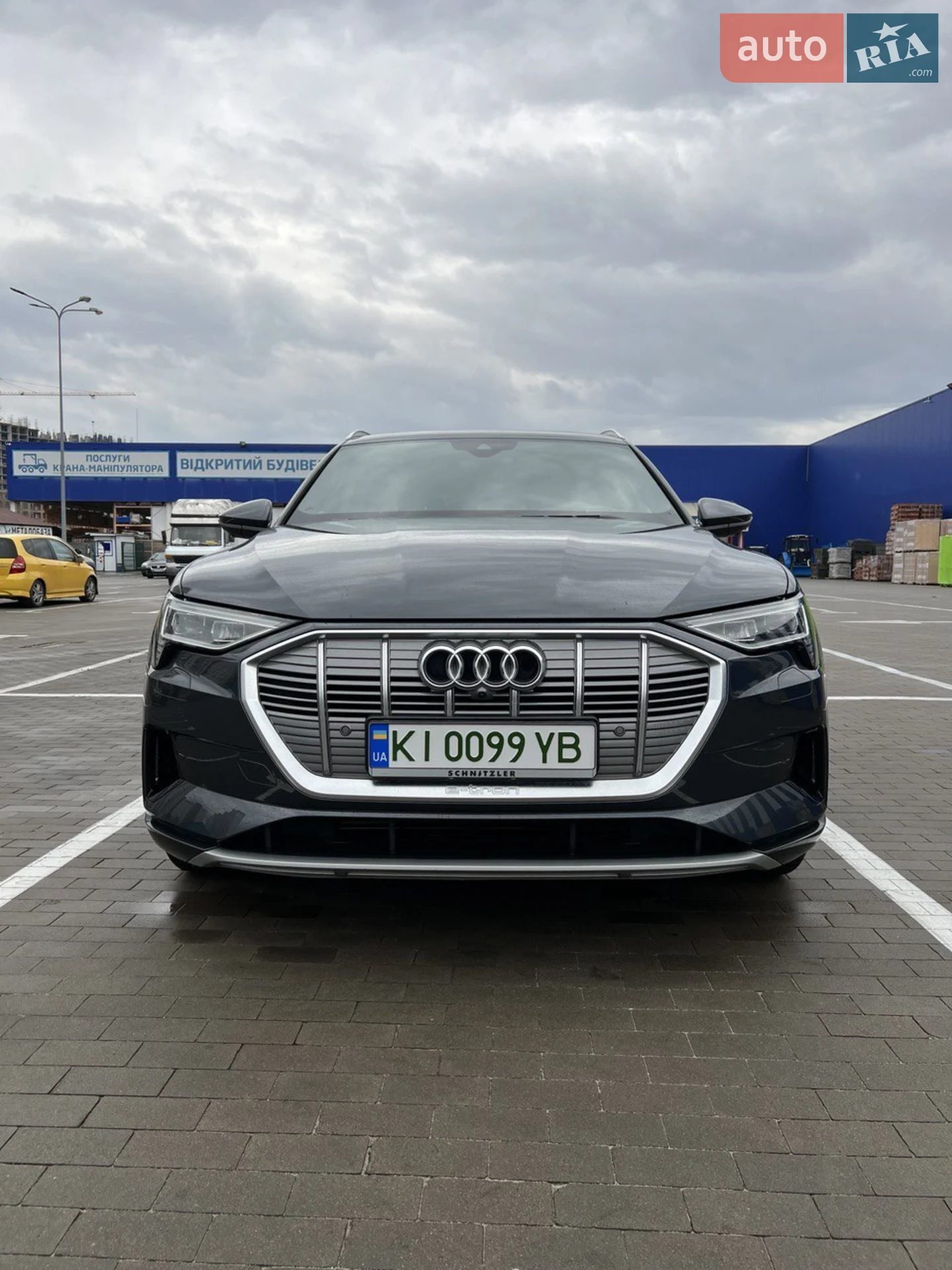 Audi e-tron, 2019
