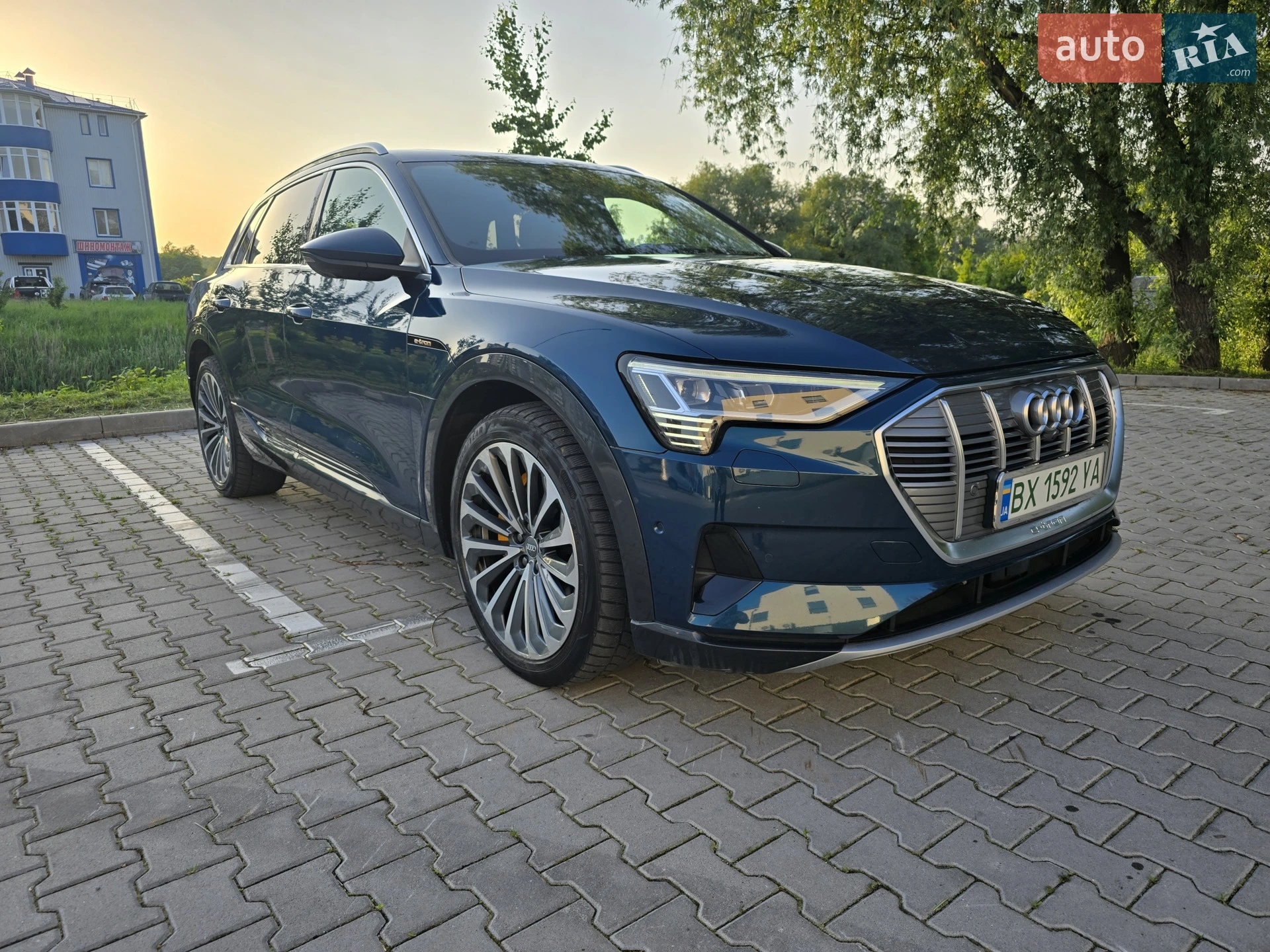 Audi e-tron, 2018