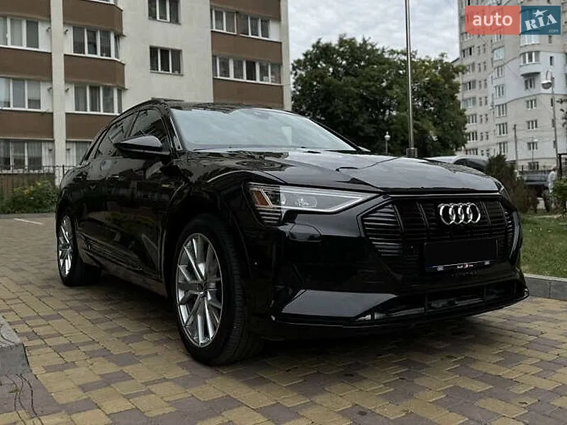 Audi e-tron, 2021